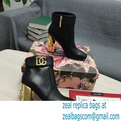 Dolce  &  Gabbana Heel 10.5cm Leather Ankle Boots Black with DG Karol Heel and Strap 2021
